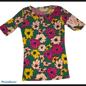 NWT • LuLaRoe Gigi Top / Shirt • Size XXS
